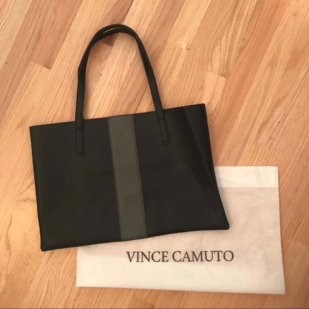 🆕 VINCE CAMUTO Pebbled Luck Tote Black & Grey NIB